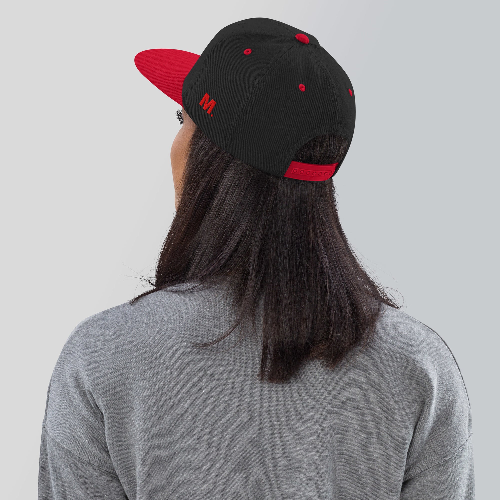 Casquette Snapback Movenex couleur noir et rouge - Movenex