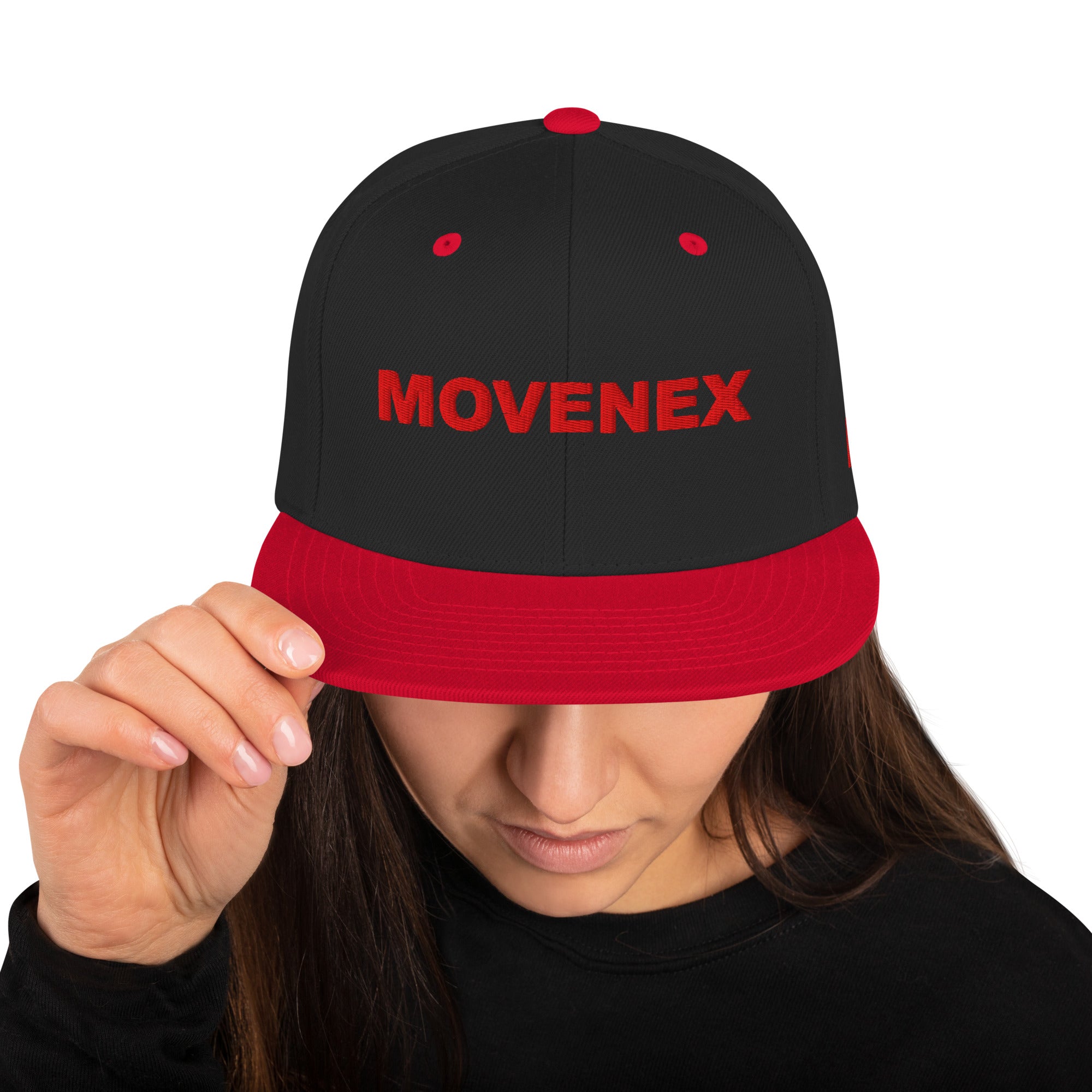 Casquette Snapback Movenex couleur noir et rouge - Movenex