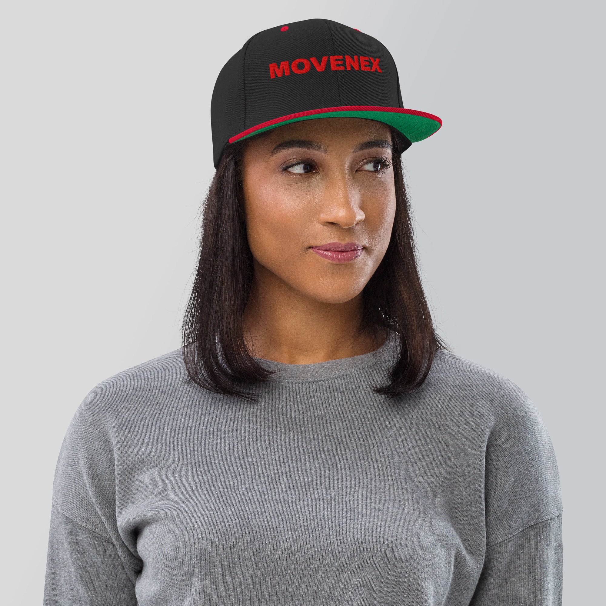 Casquette Snapback Movenex couleur noir et rouge - Movenex